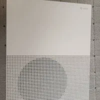 Xbox One S  یک ترا   دو دسته .تمیزِ تَمیز|کنسول، بازی ویدئویی و آنلاین|شیراز, شهرک مفتح|دیوار