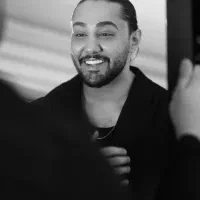 بلیط vip کنسرت نوان ردیف ۵ سانس ۲ امشب