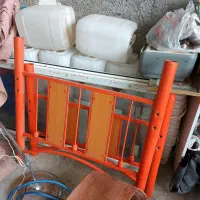تخت خواب دو نفره چوبی۱۵۰۰ به همراه دو عدد تشک تمیی