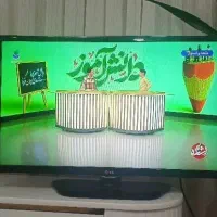 تلوزیون 32 اینچ|تلویزیون و پروژکتور|شیراز, ریاستی|دیوار