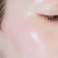 کرم ماه بانـو بزن مثل برف سفیدشو.