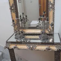 آیینه و شمعدان چوبی