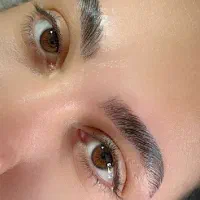 آموزش + انجام تخصصی صفر تا صد لیفت مژه و ابرو