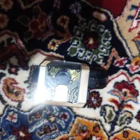 پاد طلایی خوش دست