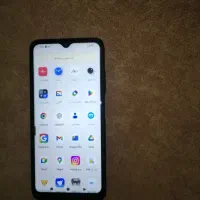 گوشی درحد آکبند