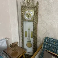 ساعت ایستاده برنزی