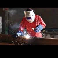 جوشکاری اسکلت ونصب سقف شیروانی وغیره|خدمات پیشه و مهارت|همدان, |دیوار