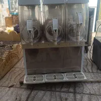 دستگاه یخ در بهشت و شربت سرد کن|کافیشاپ و رستوران|همدان, |دیوار