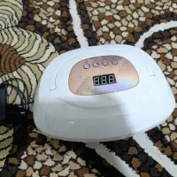 یک دستگاه UV