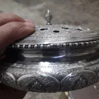 آجیل خوری کهنه نقره اغیار بالا|کلکسیون اشیاء عتیقه|رشت, امین الضرب|دیوار