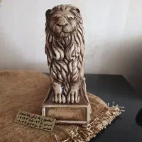 تندیس شیر