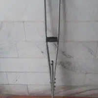 یک جفت عصا زیر بقلی سالم