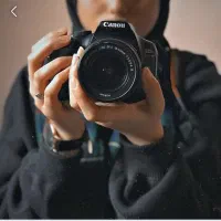 میکاپ کار و مدیر استودیو