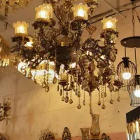 لوستر فقط یکی . جمع کردن مغازه