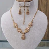 سرویس تحسین کد 5