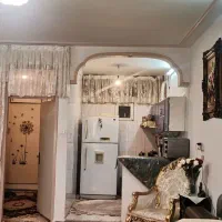 سه طبقه ویلایی در زاویه