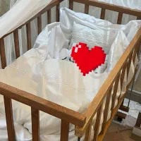 تخت کنار مادر و کریر