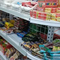 نیازمند فروشنده اقا و خانوم