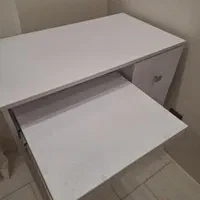 میز کامپیوتر یا تحریر|میز تحریر و کامپیوتر|پردیس, فاز ۱۱|دیوار