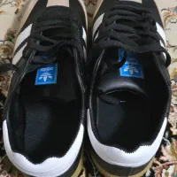 کتونی|کیف، کفش، کمربند|بندر انزلی, نیمه شعبان|دیوار