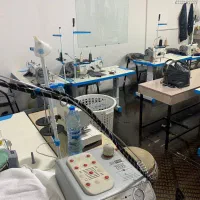 فروش یا واگذاری وسایل تولیدی پوشاک|ماشین‌آلات صنعتی|شیراز, شهرک گلستان|دیوار