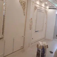 نصاب کاغذ دیواری و دکوراسیون داخلی