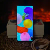 گوشی موبایل a51 در حد آکبند