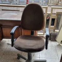 صندلی چرخدار اداری