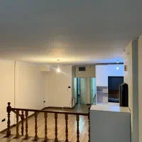 رهن اپارتمان ۹۰ متری در غرب باقری طبقه اول