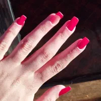 کاشت ناخن|خدمات آرایشگری و زیبایی|ملایر, |دیوار