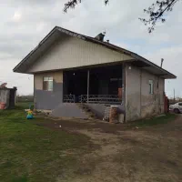 ۱۱۰۰ متر خونه باغ قابل سکونت