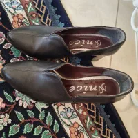 کفش چرم پاشنه دارسایز۳۹