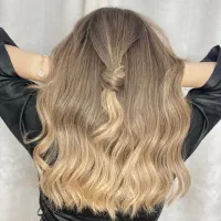 نیازمند دستیار رنگ