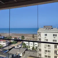 آپارتمان-ساحلی-با-تراس-مشرف-به-دریا