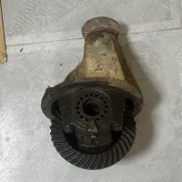 گیربکس ۴دنده پاجیرو و ال ۲۰۰،کله گاوی ۸به ۳۹،