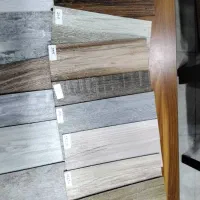 کاغذ دیواری|مصالح و تجهیزات ساختمان|رشت, چله خانه|دیوار