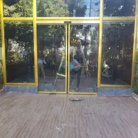 نصب شیشه سکوریت و درب کرکره برقی  دهدشت  چترروز|خدمات پیشه و مهارت|دهدشت, |دیوار