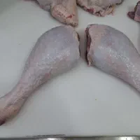 بوقلمون لاشه کامل و ران منجمد سایز  و درشت