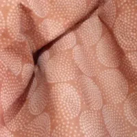 دوتا موکت هر دو رنگ قهوه ای