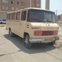 مینی بوس بنز تمیز جهت سرویس دهی ب