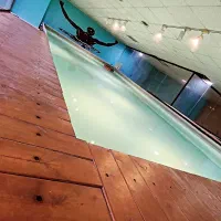 فروش-واگذاری-باشگاه-بدنسازی-با-استخر