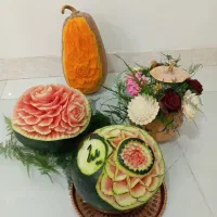 میوه ارایی وتزیینات یلدایی حکاکی هندوانه و کدو