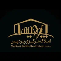 مغازه تجاری در خیابان معلم