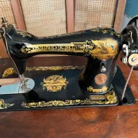 چرخ خیاطی سینگر خیلی قدیمی ۱۰۰ ساله