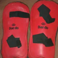 ساق تکواندو آدیداس (Adidas) و کمر رنگ قرمز