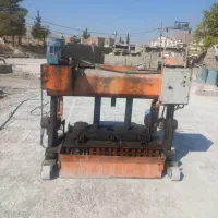 دستگاه بلوک زنی ۶قالبه و ۵قالبه|ماشینآلات صنعتی|شیراز, سرو|دیوار