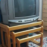 تلویزیون رنگی  قدیمی ۱۴ رنگی
