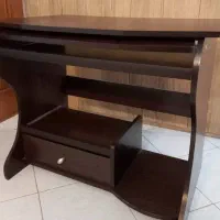 میز کامپیوتر- تحریر