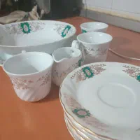 ظروف قدیمی بفروش میرسد