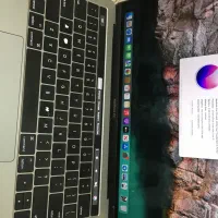 Mc book pro 2016 Retina 13 inch touch bar